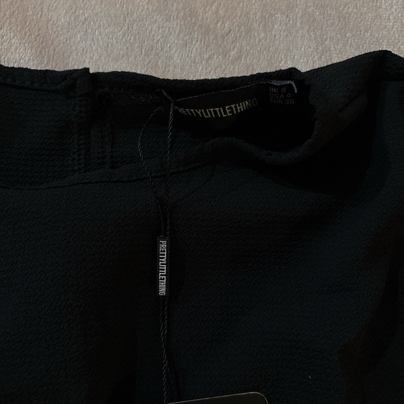 PrettyLittleThing DRESS - Picture 3 of 4